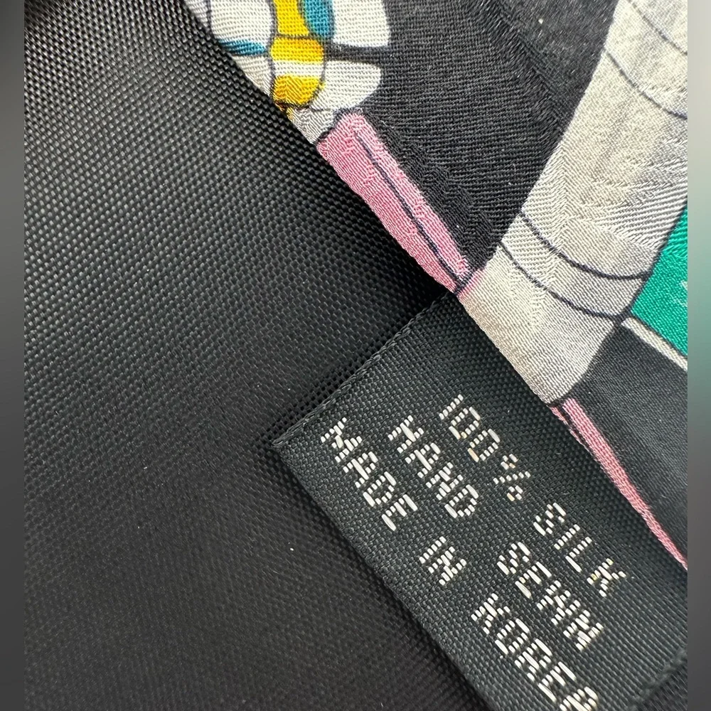 Vintage 1991 Nicole Miller Men‎ Silk Neck Tie Shop Til You Drop Necktie 55x3.5